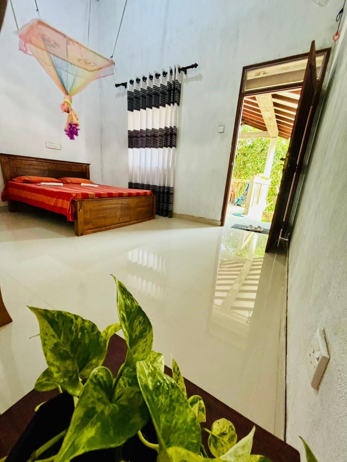 Sanithu Homestay And Villa Galle Exterior foto
