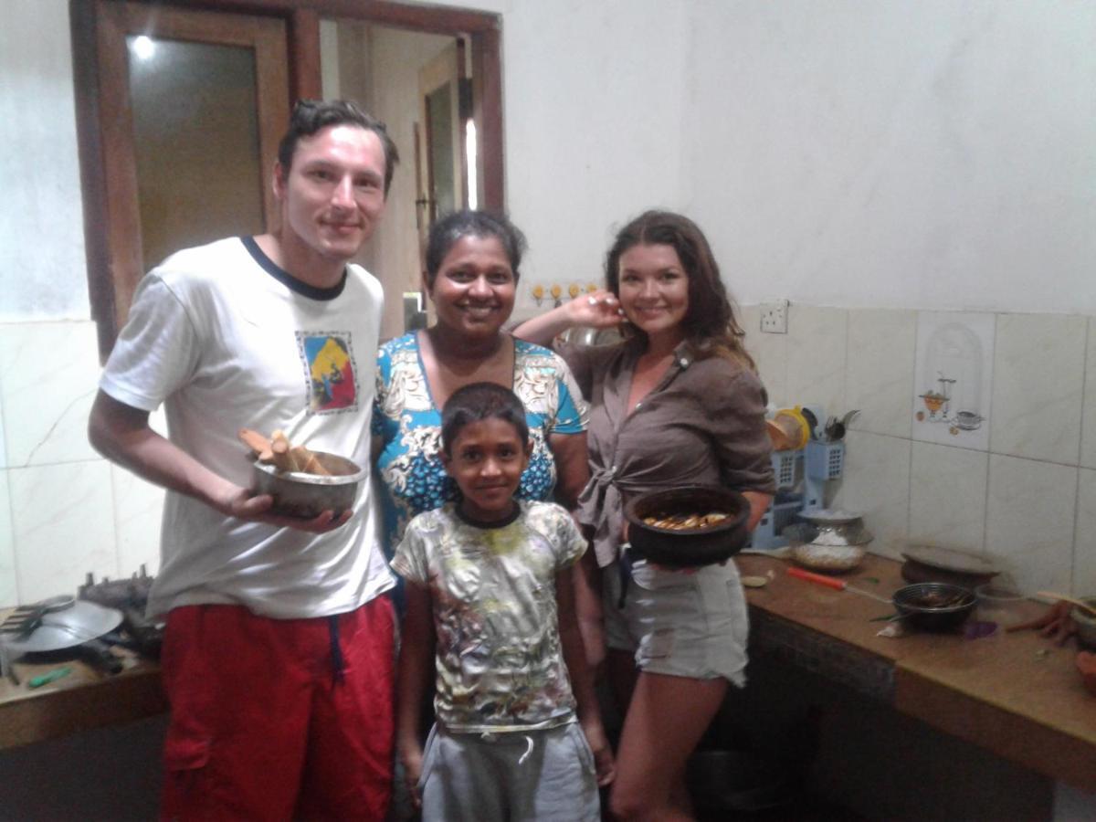 Sanithu Homestay And Villa Galle Exterior foto